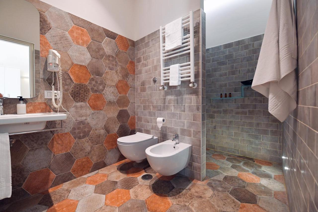 Farnese Design 2* Rome